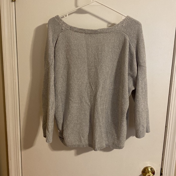 Express Women’s Sweater Size Medium - Picture 6 of 7